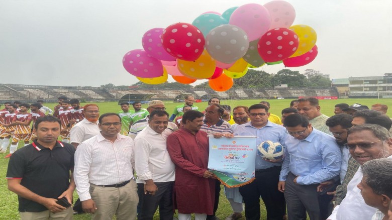 চট্টগ্রাম বিভাগীয় কমিশনার গোল্ডকাপে চাঁদপুরকে ১-০ ...