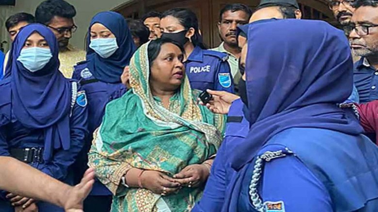 সাবেক মেয়র সেলিনা হায়াৎ আইভী গ্রেফতার...