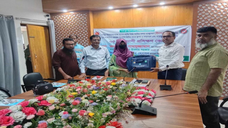 বুড়িচংয়ে খামার ব্যবস্থাপনা ও সম্প্রসারণ বায়োগ্যাস...
