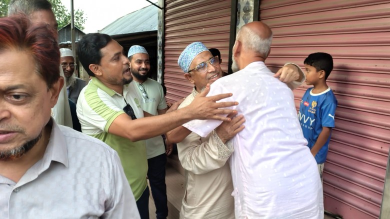 কুমিল্লা-৬ আসনে জামায়াত প্রার্থী কাজী দ্বীন মোহাম্মদের গণসংযোগ