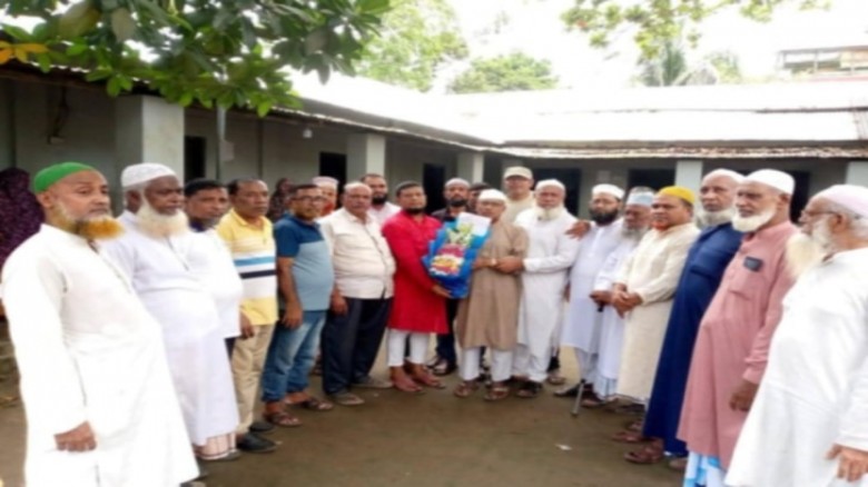 ইছাপুরা দাখিল মাদ্রাসা নবগঠিত কমিটির সভাপতি গাজীউল...
