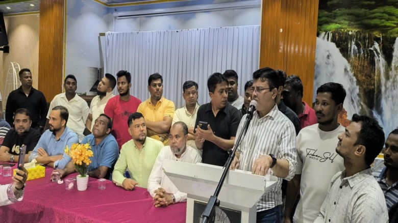 সংযুক্ত আরব আমিরাতস্থ চৌদ্দগ্রাম বিএনপির নেতাকর্মীদের সাথে কামরুল হুদার মতবিনিময়