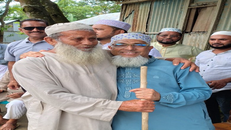 সাধারণ মানুষের হৃদয়ে জায়গা করে নিচ্ছেন কাজী দ্বীন ...