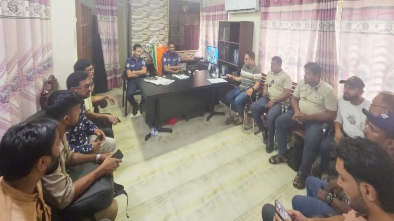 ব্রাহ্মণপাড়ায় সাংবাদিকদের সাথে নবাগত ওসির মতবিনিময়...