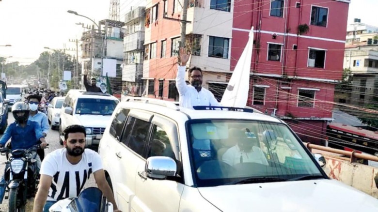এবি পার্টির প্রার্থী তৌফিকের নির্বাচনী মোটরসাইকেল শোডাউন