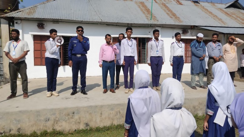 ব্রাহ্মণপাড়ায় শিক্ষার্থীদের সঙ্গে ওসির সচেতনতামূলক...