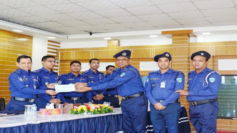 জেলার শ্রেষ্ঠ থানা ও শ্রেষ্ঠ মাদক উদ্ধারকারী নির্বাচিত হলেন ব্রাহ্মণপাড়া থানা