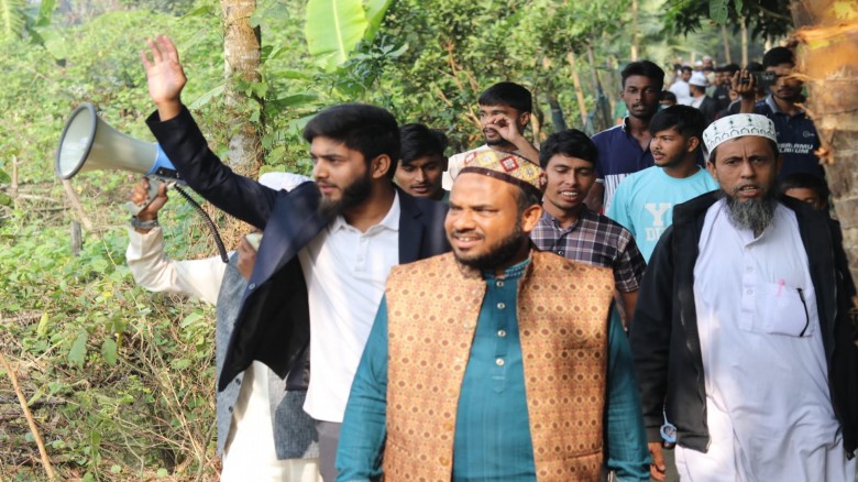 ব্রাহ্মণপাড়ায় জামায়াত প্রার্থী ড. মোবারক হোসাইনের ব্যাপক গনসংযোগ