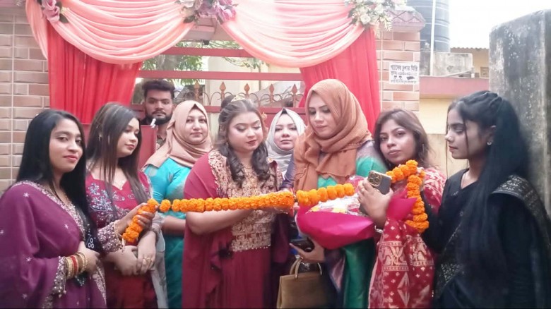 কুমিল্লায় মহারানী বিউটি জোনের দ্বিতীয় শাখার উদ্বোধ...
