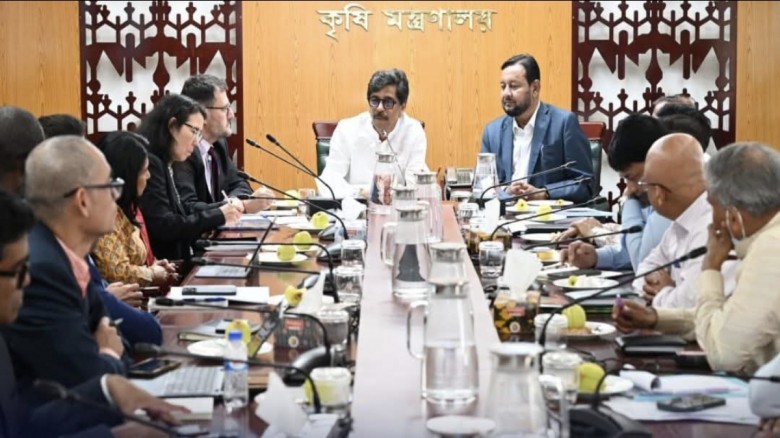 কৃষিমন্ত্রীর সঙ্গে বিশ্বব্যাংকের প্রতিনিধিদলের সৌজন্য সাক্ষাৎ