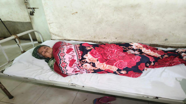হোমনায় পুত্রবধূর আ'ঘা'তে গুরুতর আহত বৃদ্