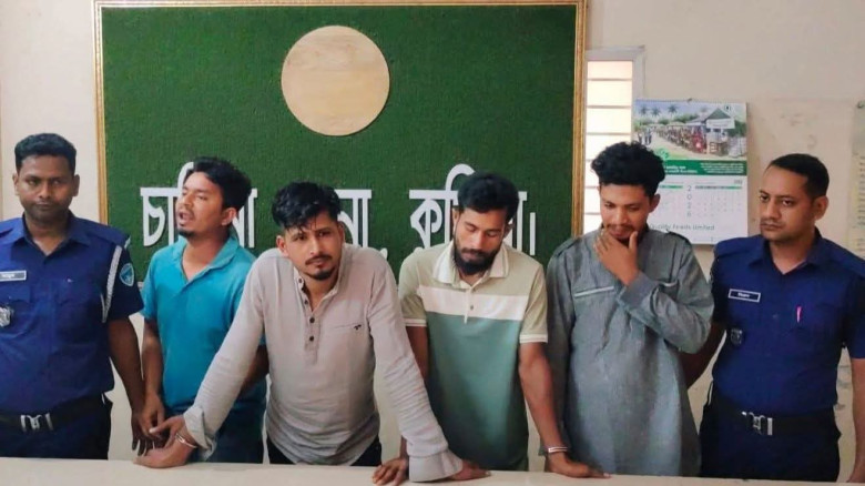 কুমিল্লায় স্বামীর কাছ থেকে স্ত্রীকে ছিনি