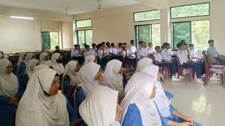 কুবি সাইন্স ক্লাবের আয়োজনে হাম বিষয়ক সচেতনতা কর্মসূচি