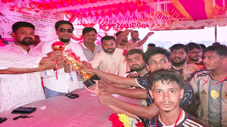 নাঙ্গলকোটের বিষ্ণুপুর হিউম্যান ট্রাস্টের উদ্যোগে ফুটবল প্রীতি ম্যাচ অনুষ্ঠিত