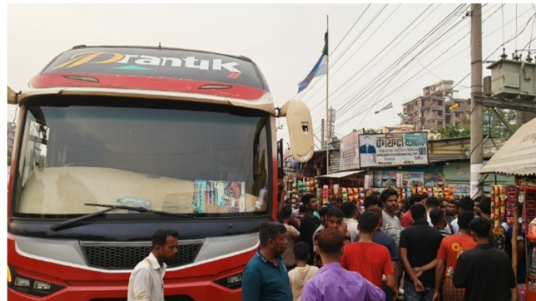 কুমিল্লায় ঈদযাত্রায় অতিরিক্ত ভাড়া আদায়ে ২ জনের কারাদণ্ড
