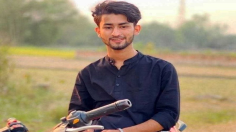 চৌদ্দগ্রামে প্রেমিককে ছু'রিকা'ঘাতে হ'ত্য