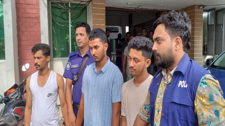কুমিল্লায় স্কুলছাত্র গুলিবিদ্ধের ঘটনায় ব