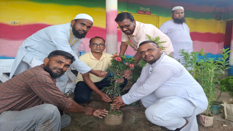 রোটারি ক্লাব অব কুমিল্লা মিড টাউনের উদ্যোগে বৃক্ষরোপণ কর্মসূচি