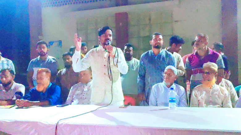 চৌদ্দগ্রামে সম্ভাব্য চেয়ারম্যান প্রার্থী আশিকের সঙ্গে রামচন্দ্রপুরবাসীর মতবিনিময়