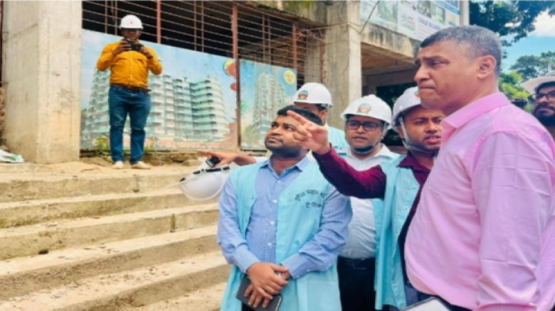 কান্দিরপাড়ে নকশাবহির্ভূত ভবন নির্মাণ: সি