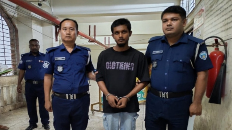 কুমিল্লার ‘অটোরিকশা ছি'নতা'ইয়ের সিরিয়াল