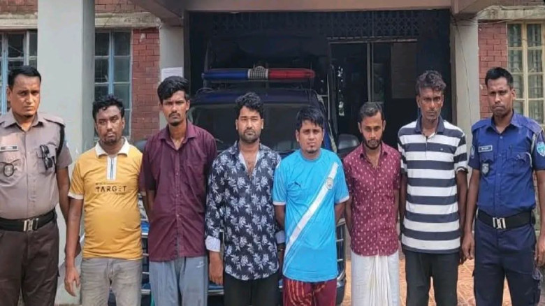 ব্রাহ্মণপাড়ায় ইয়াবাসহ গ্রেপ্তার ৬