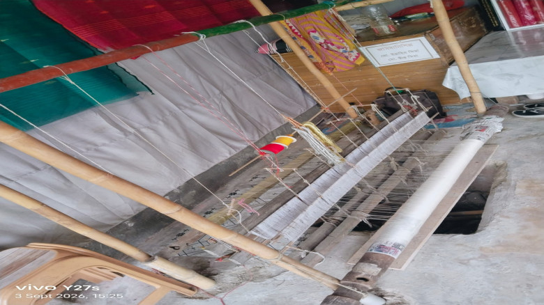 সুতো-কাঁচামালের চড়া দাম, অস্তিত্ব সংকটে 