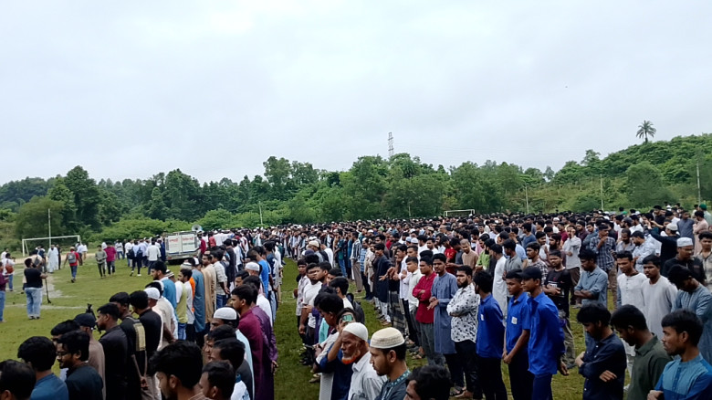 অপ্রতিমের প্রথম জানাজা সম্পন্ন