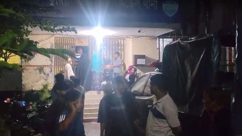 কুমিল্লায় কিশোর গ্যাং স'ন্দেহে এক রাতেই