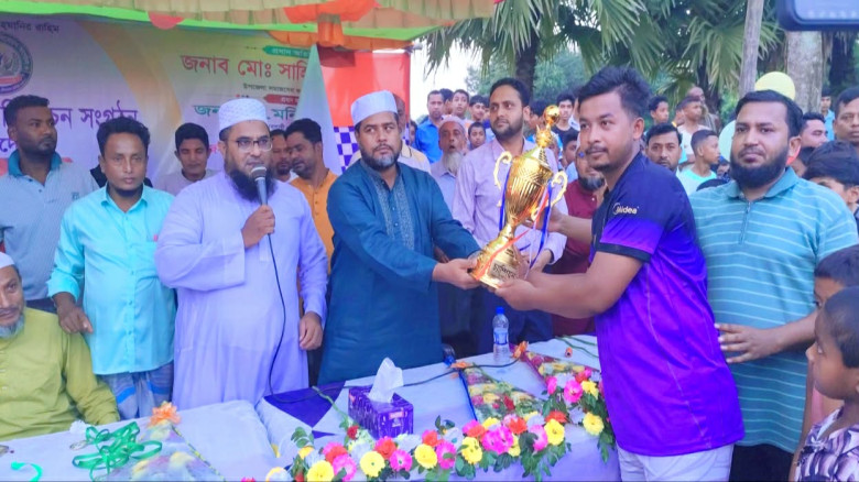 চৌদ্দগ্রামে খেঁয়াইশ দারিদ্র্য বিমোচন সংগ