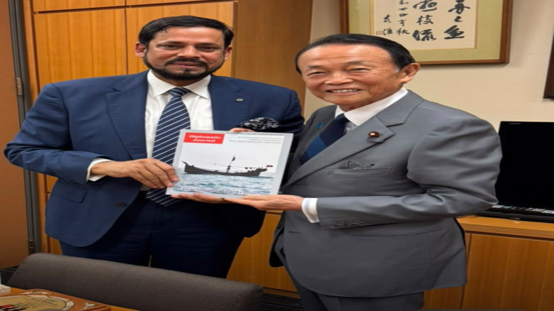 জাপানের সাবেক প্রধানমন্ত্রী তারো আসোর সঙ